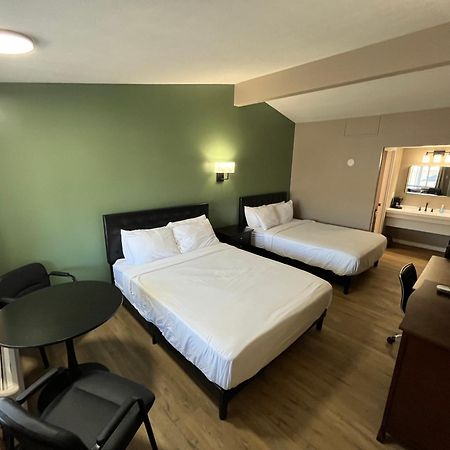 Valley Inn And Suites French Lick Bagian luar foto