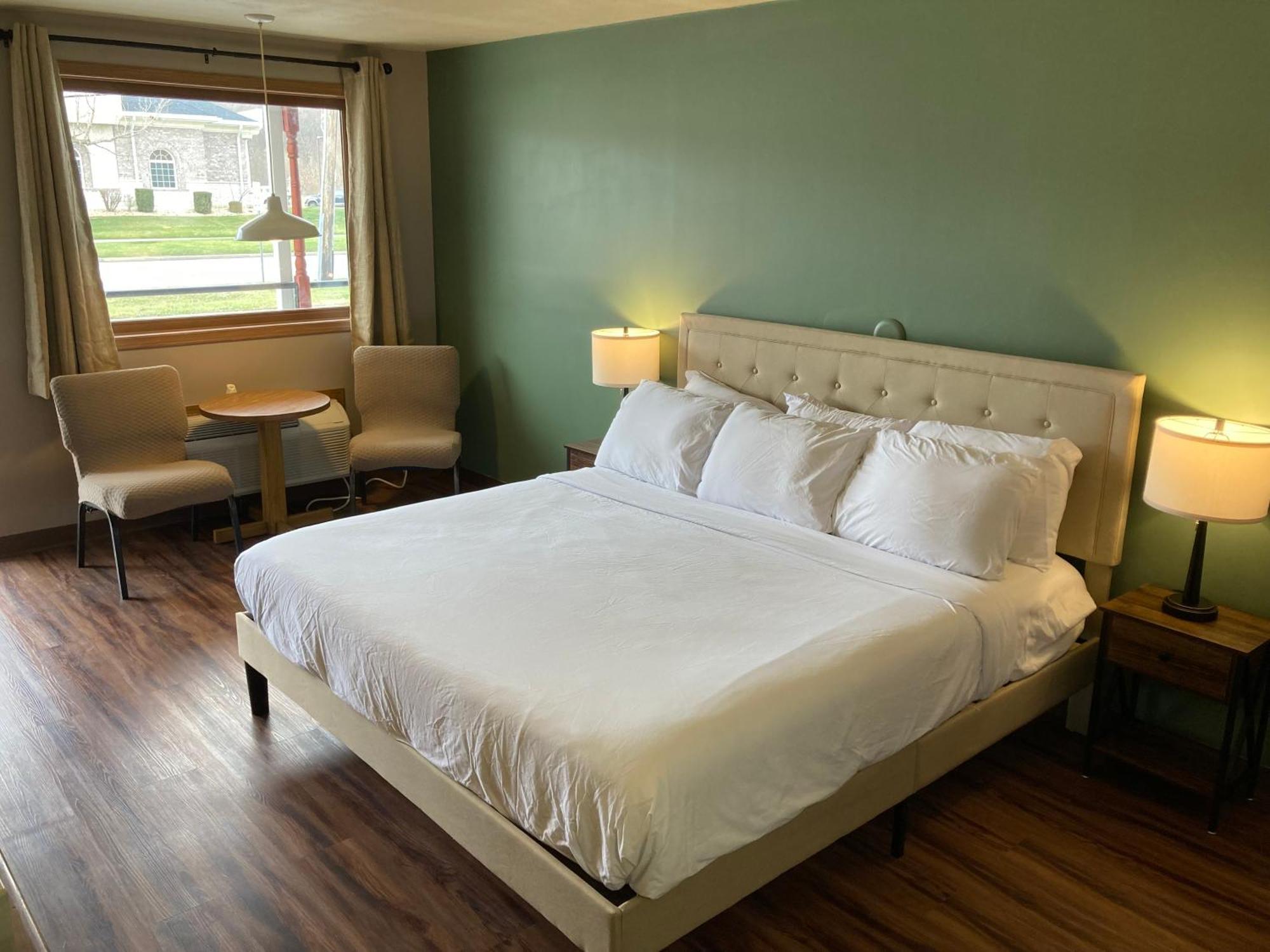 Valley Inn And Suites French Lick Bagian luar foto