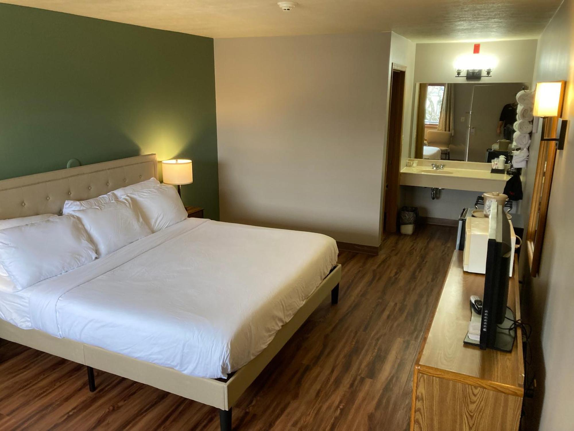 Valley Inn And Suites French Lick Bagian luar foto