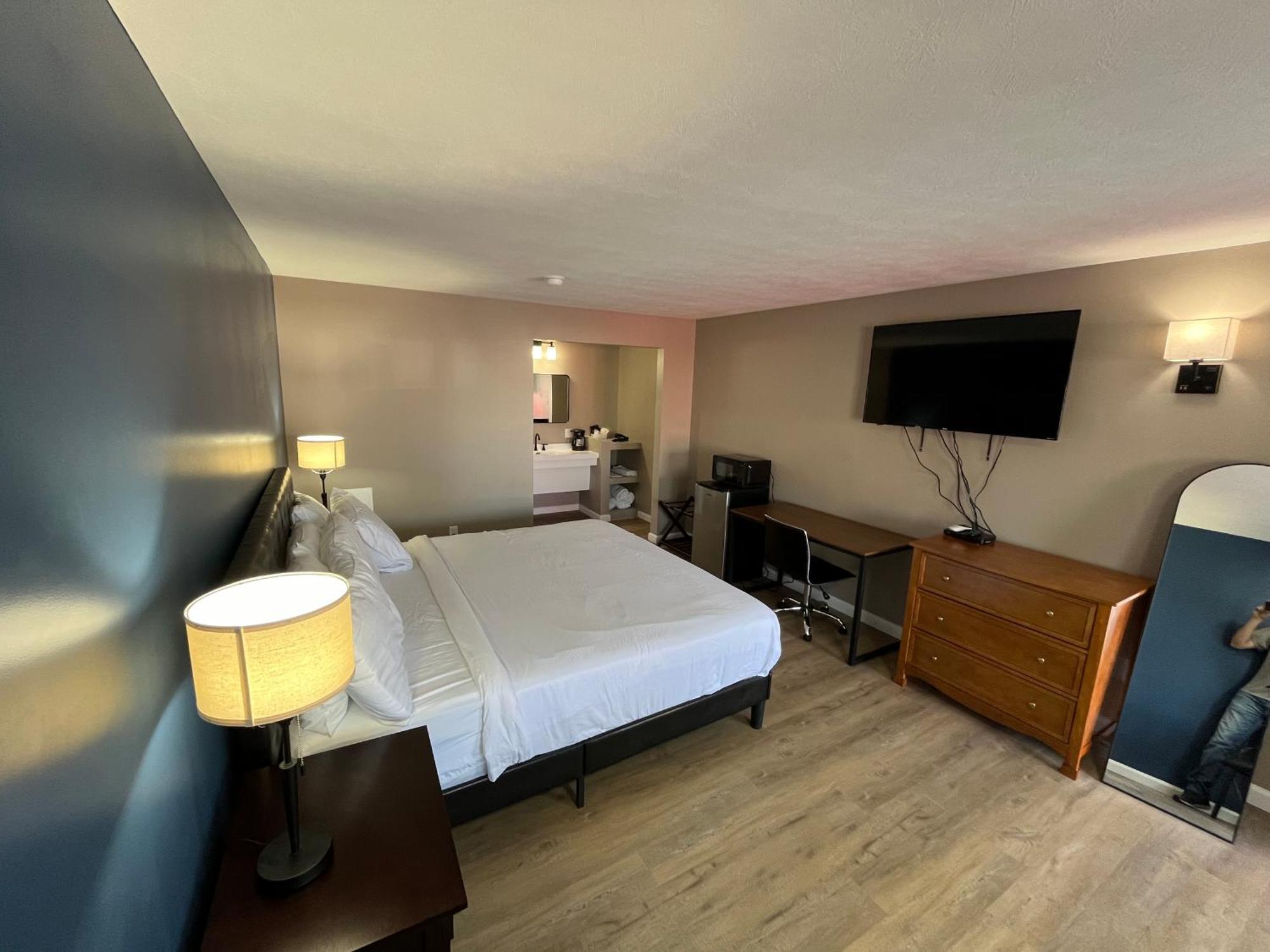 Valley Inn And Suites French Lick Bagian luar foto