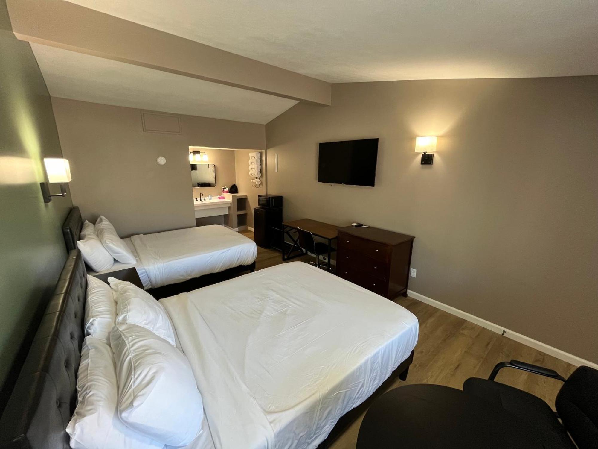 Valley Inn And Suites French Lick Bagian luar foto