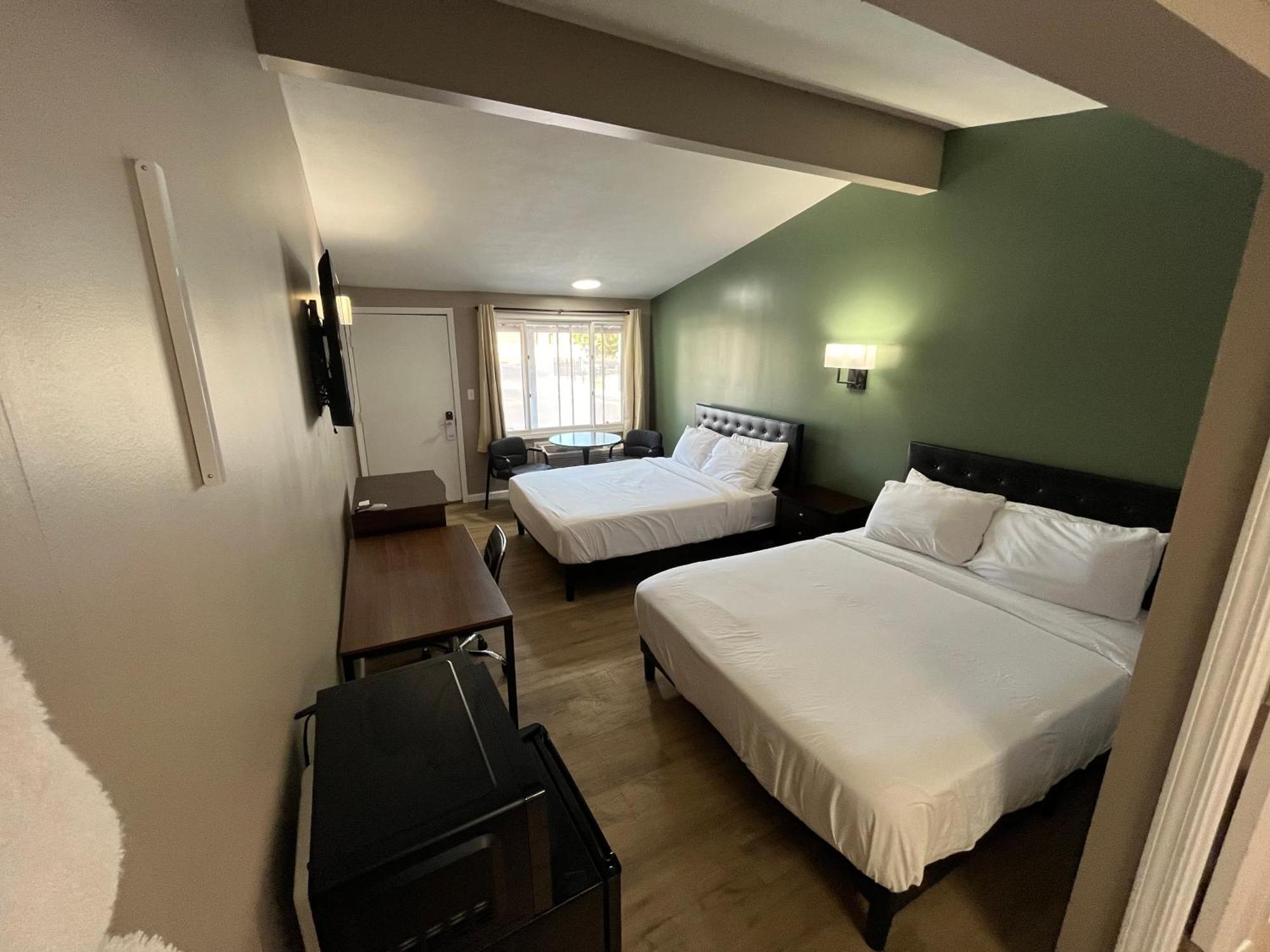Valley Inn And Suites French Lick Bagian luar foto